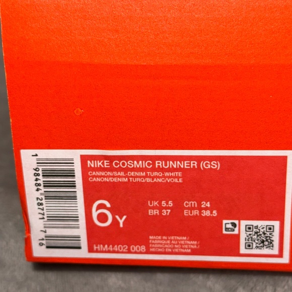 Nike Cosmic Runner (GS) – Size 6Y – fits Women’s 7.5-8 NEW (Box Missing Lid) - Picture 7 of 7
